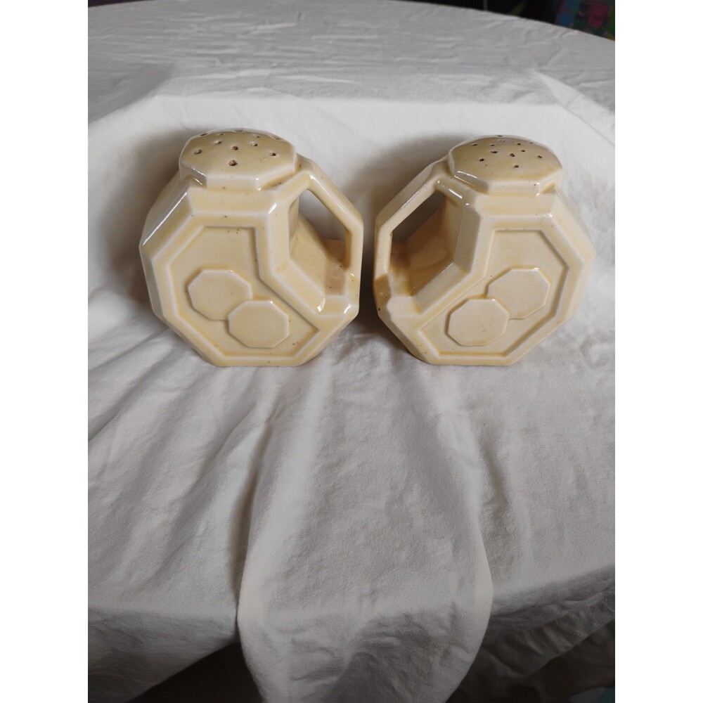 1940's ALAMO Pottery Pale Gold Art Deco Geometric Octagon Salt Pepper Shakers